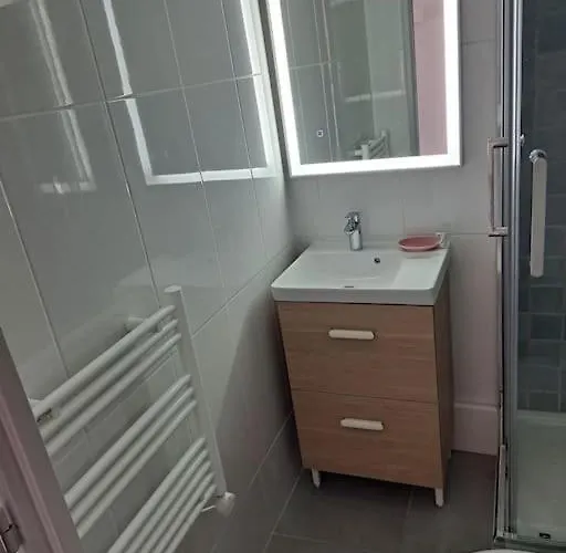 Primavera 115, T2 Avec Piscine, Parking A 300m Apartmán *